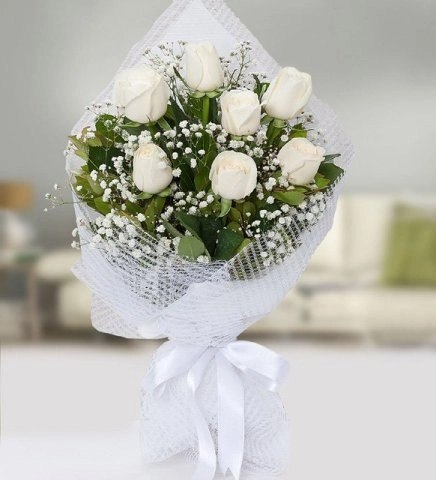 7Adet Beyaz Güller Buket