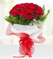 Kırmızı Güllerden Oluşan Şık Arajman Çiçek