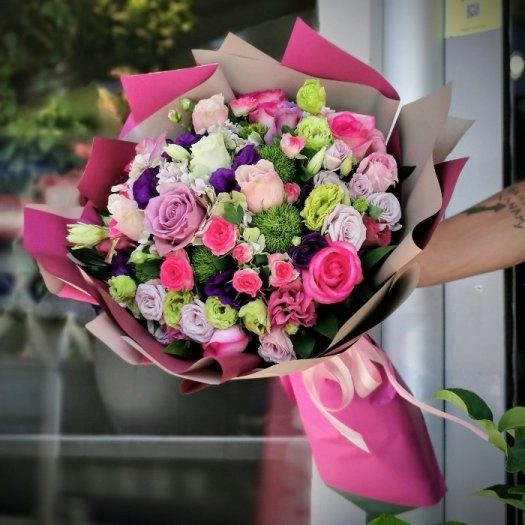 Renkli̇ Güller Ve Anastsya